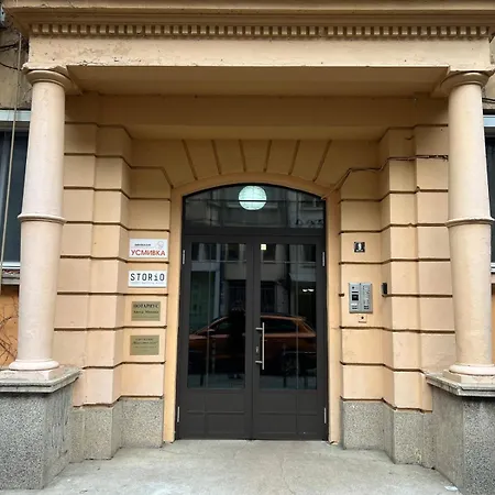 Spacious Artsy Apartmán