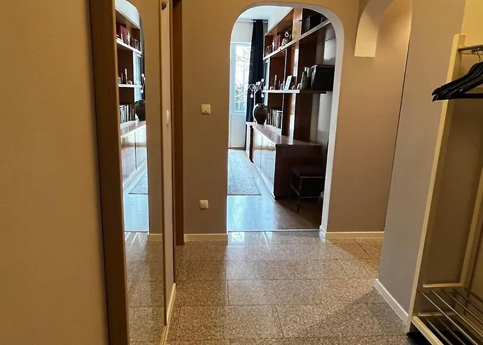 Spacious Artsy * Sofia