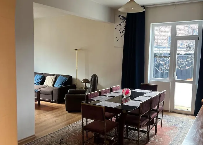 Spacious Artsy * Sofia