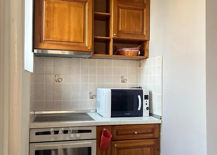 Spacious Artsy ソフィア