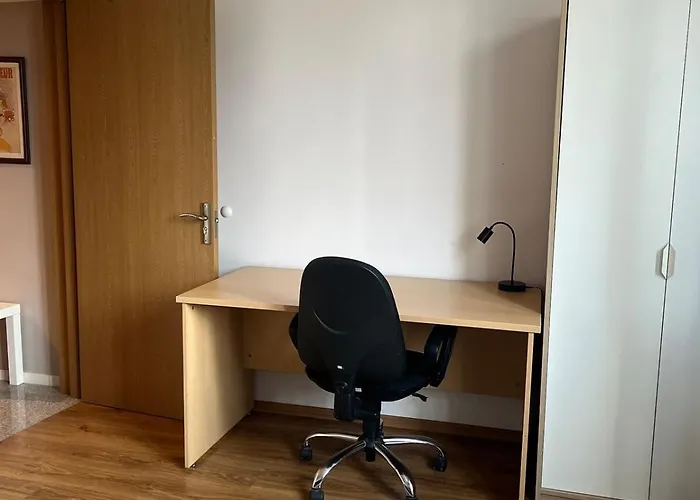 Spacious Artsy Sofia